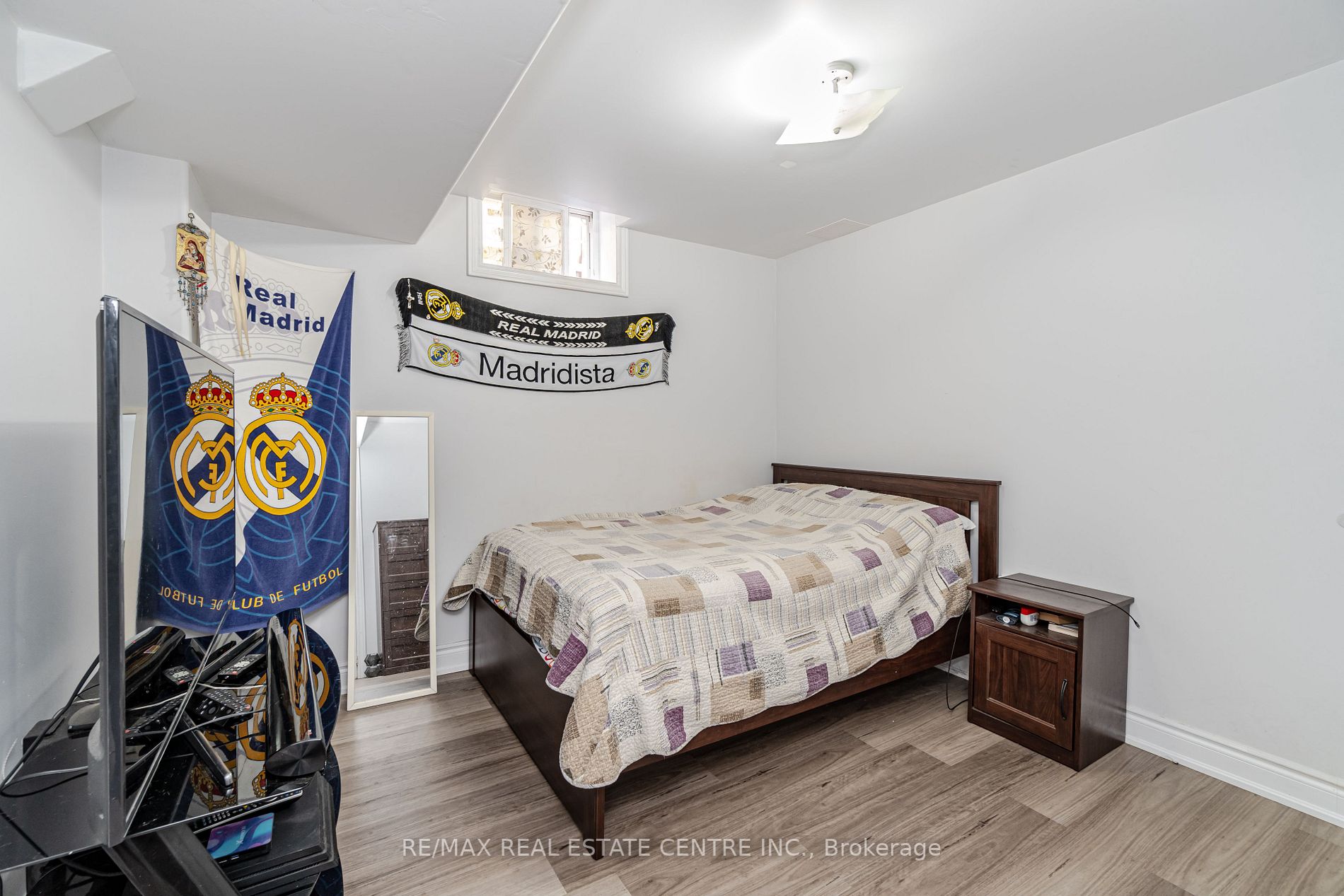 7 Dovehaven Cres