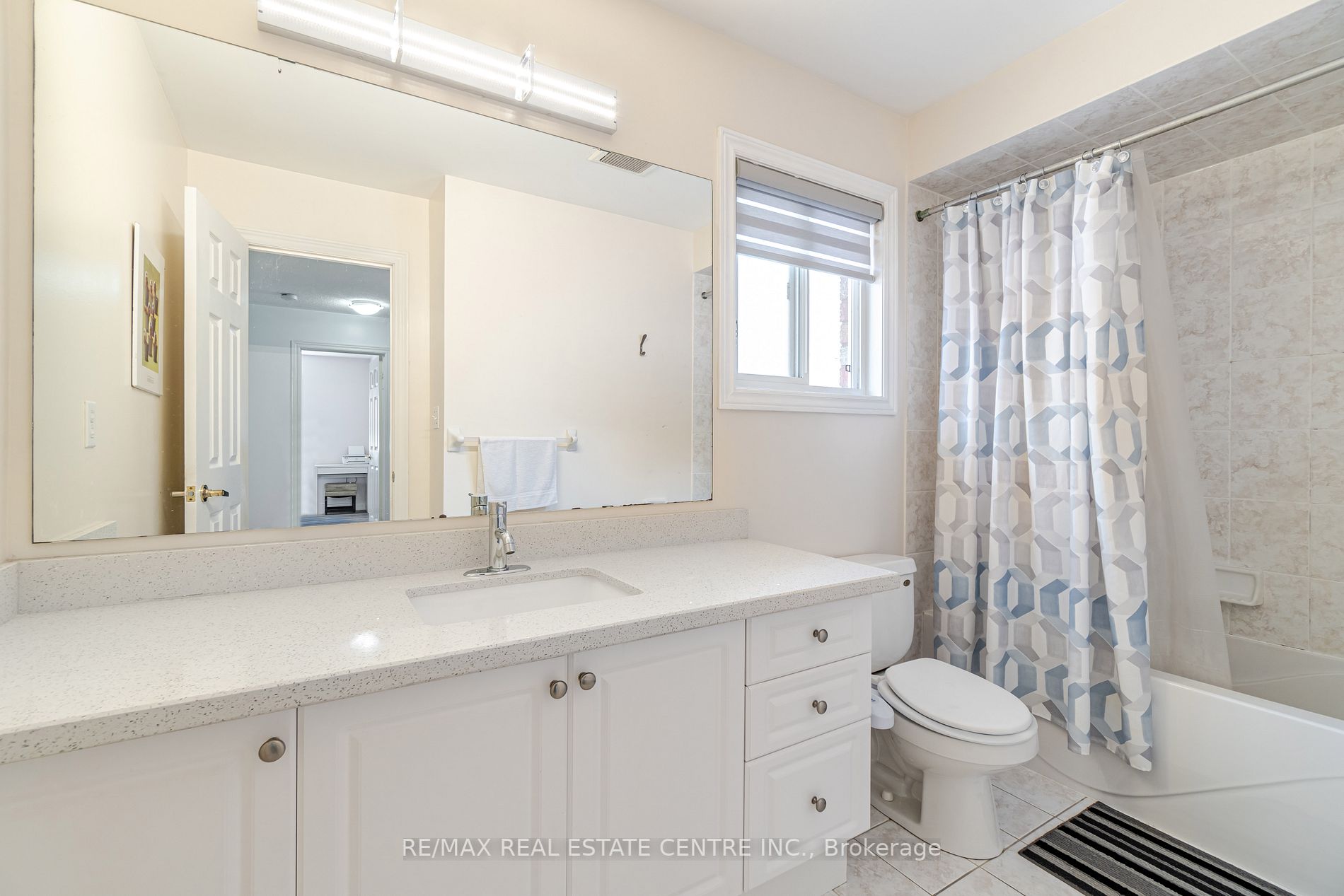 7 Dovehaven Cres
