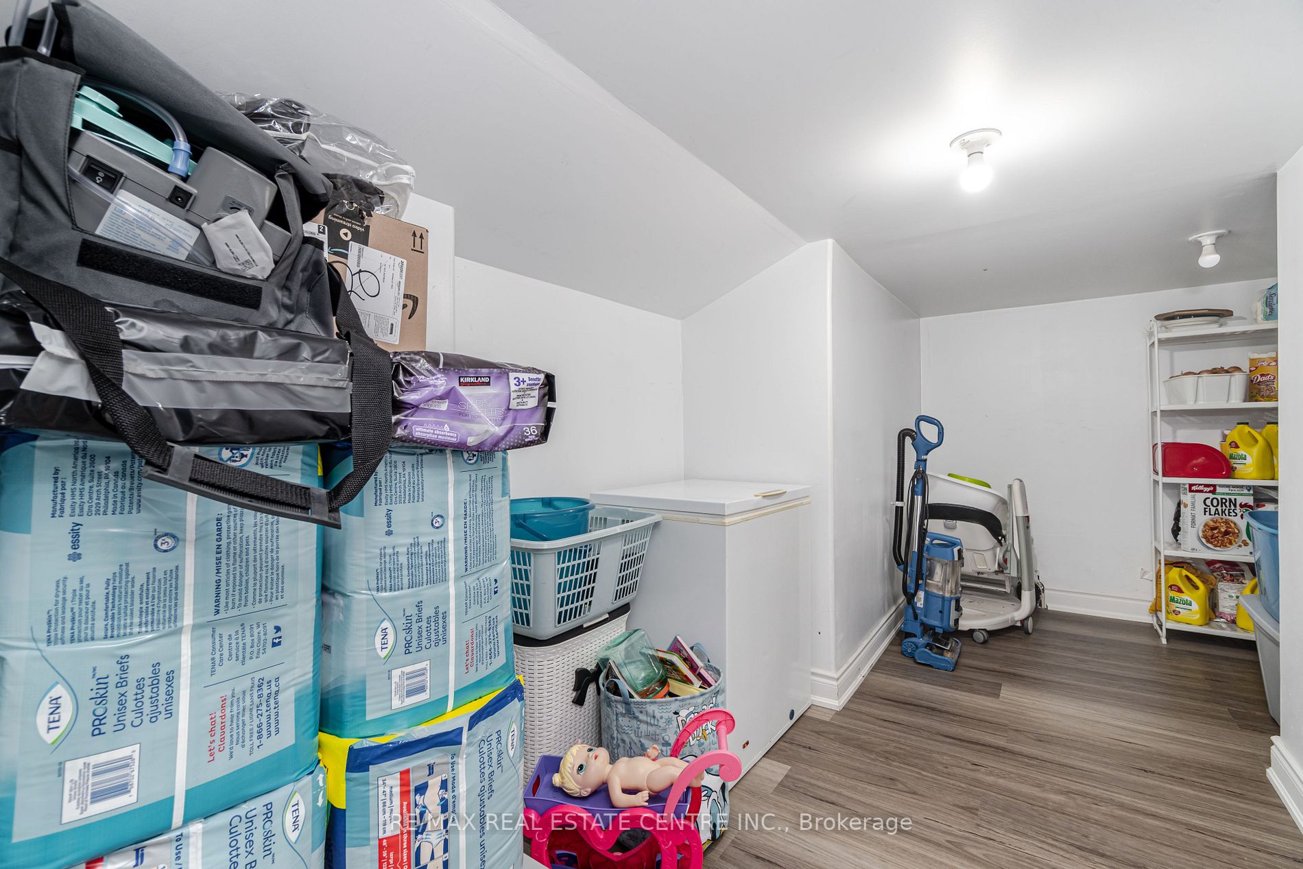 7 Dovehaven Cres