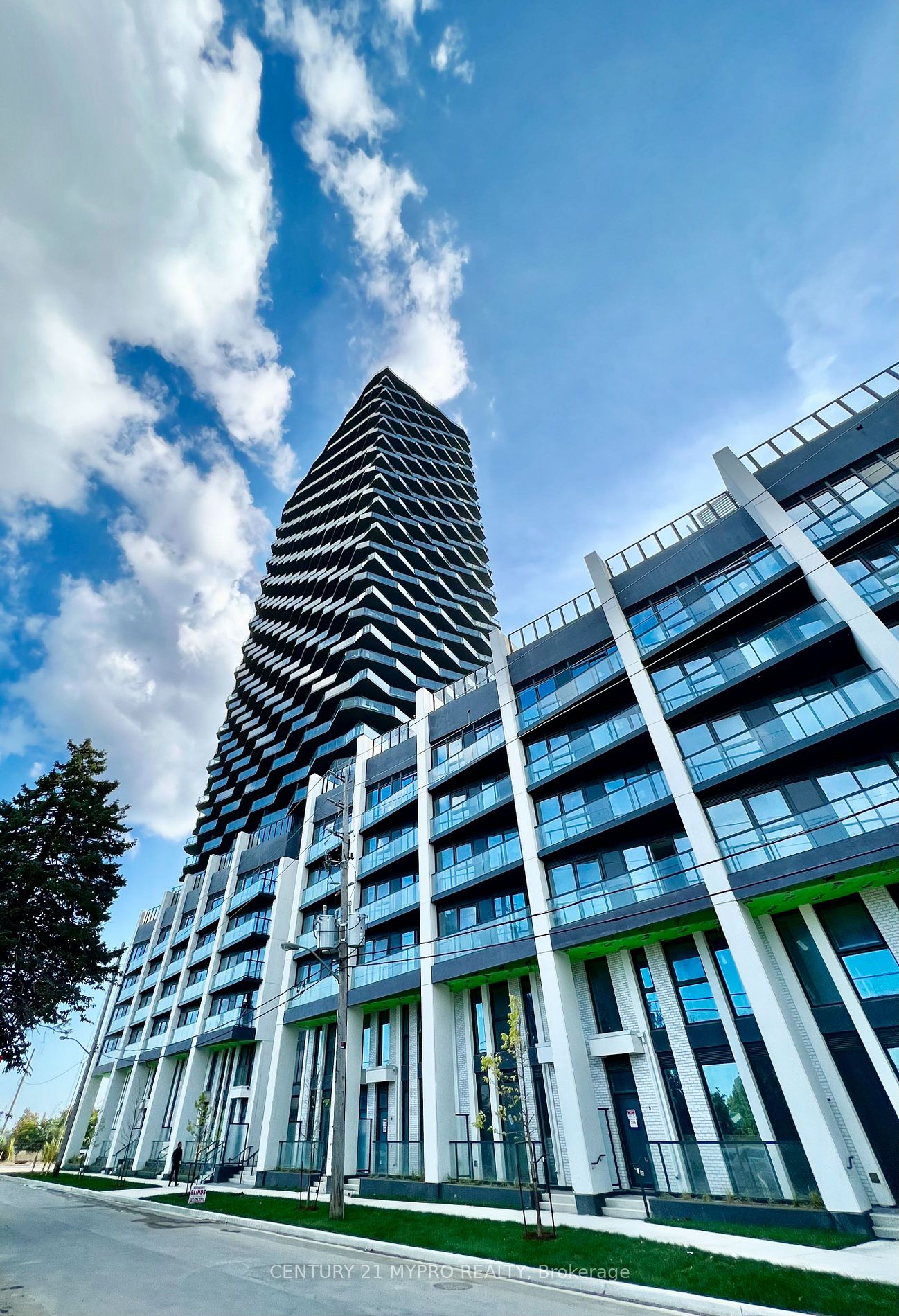36 Zorra St, #1702