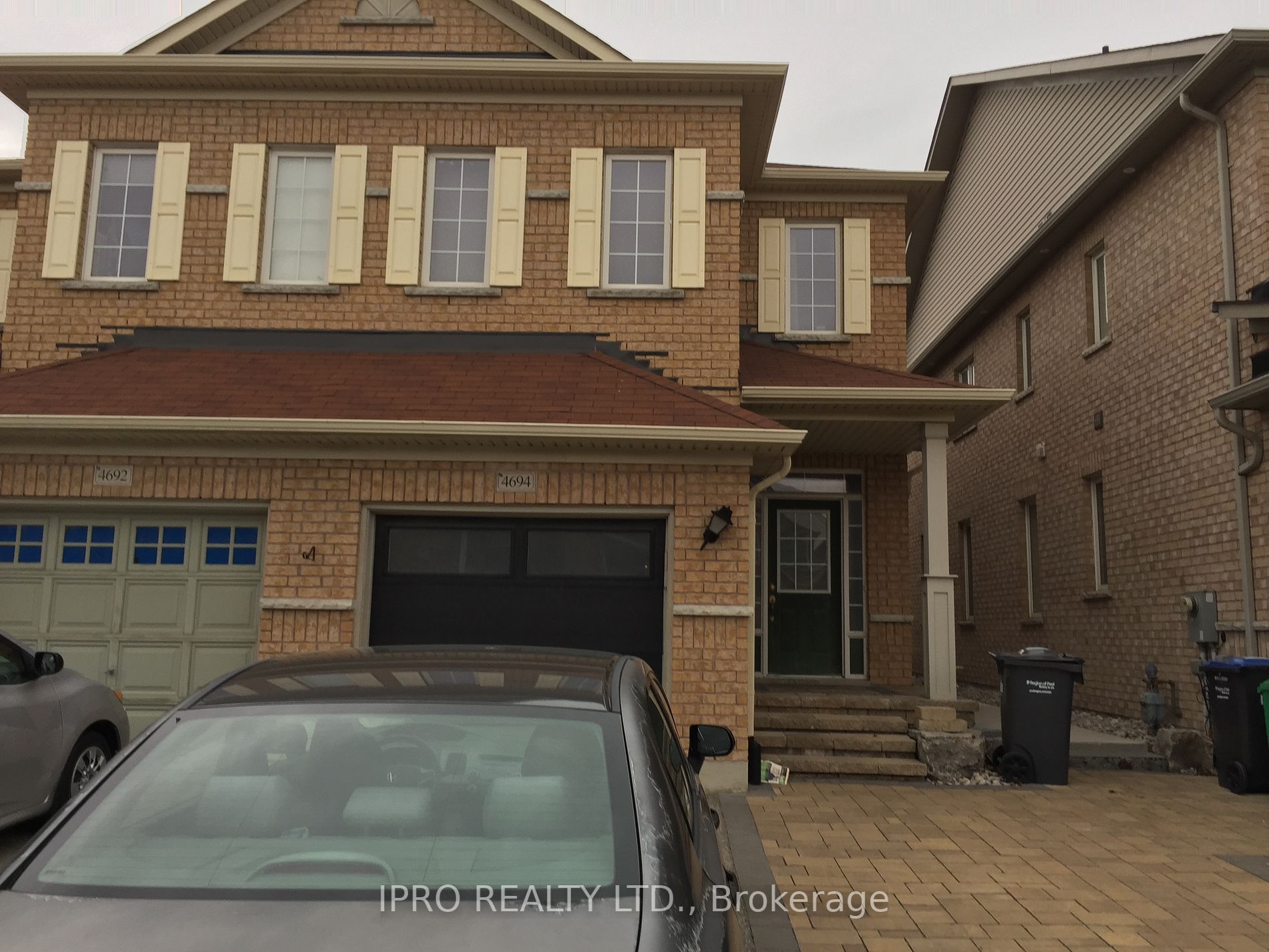 4694 Centretown Way