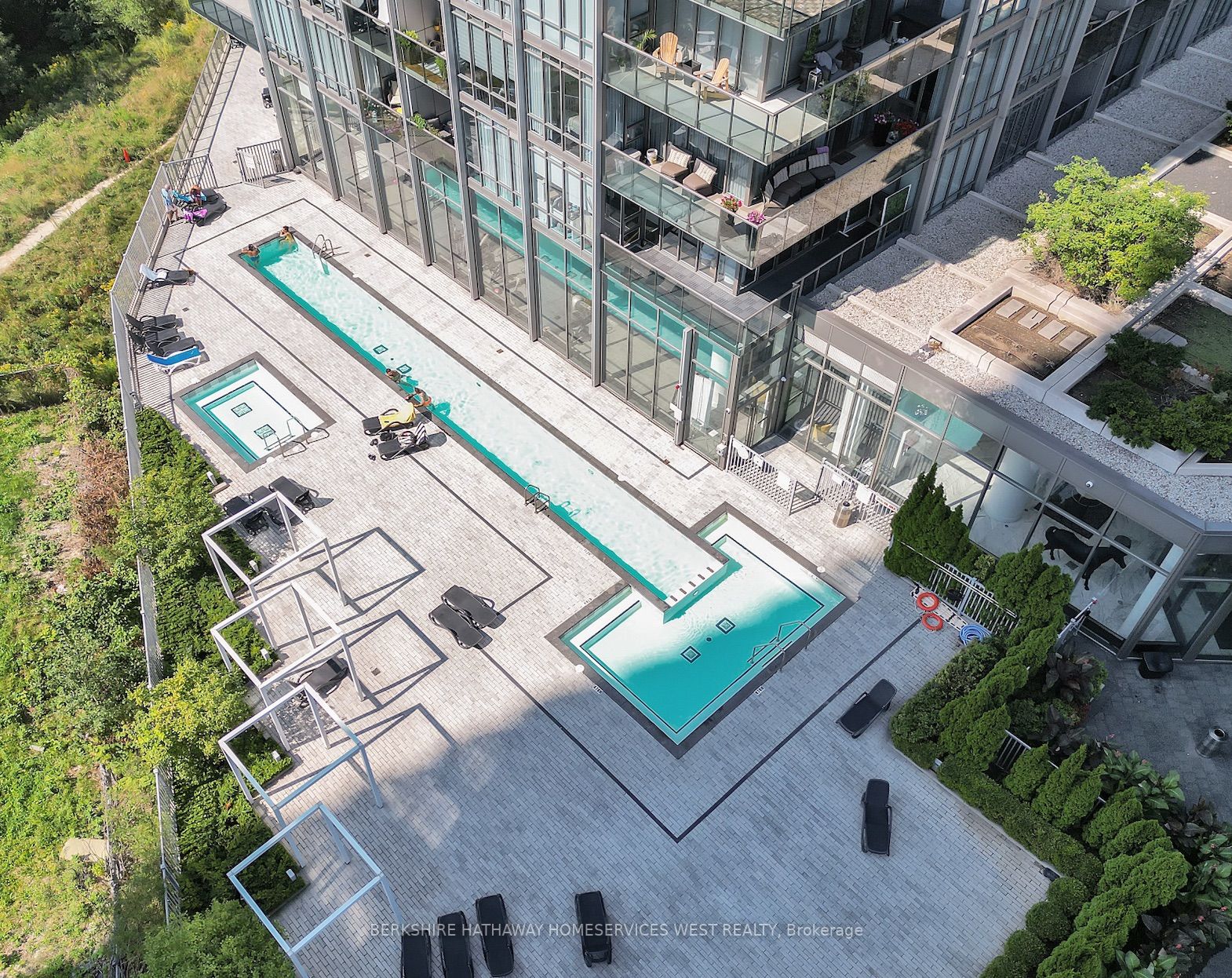 90 Park Lawn Rd, #2802