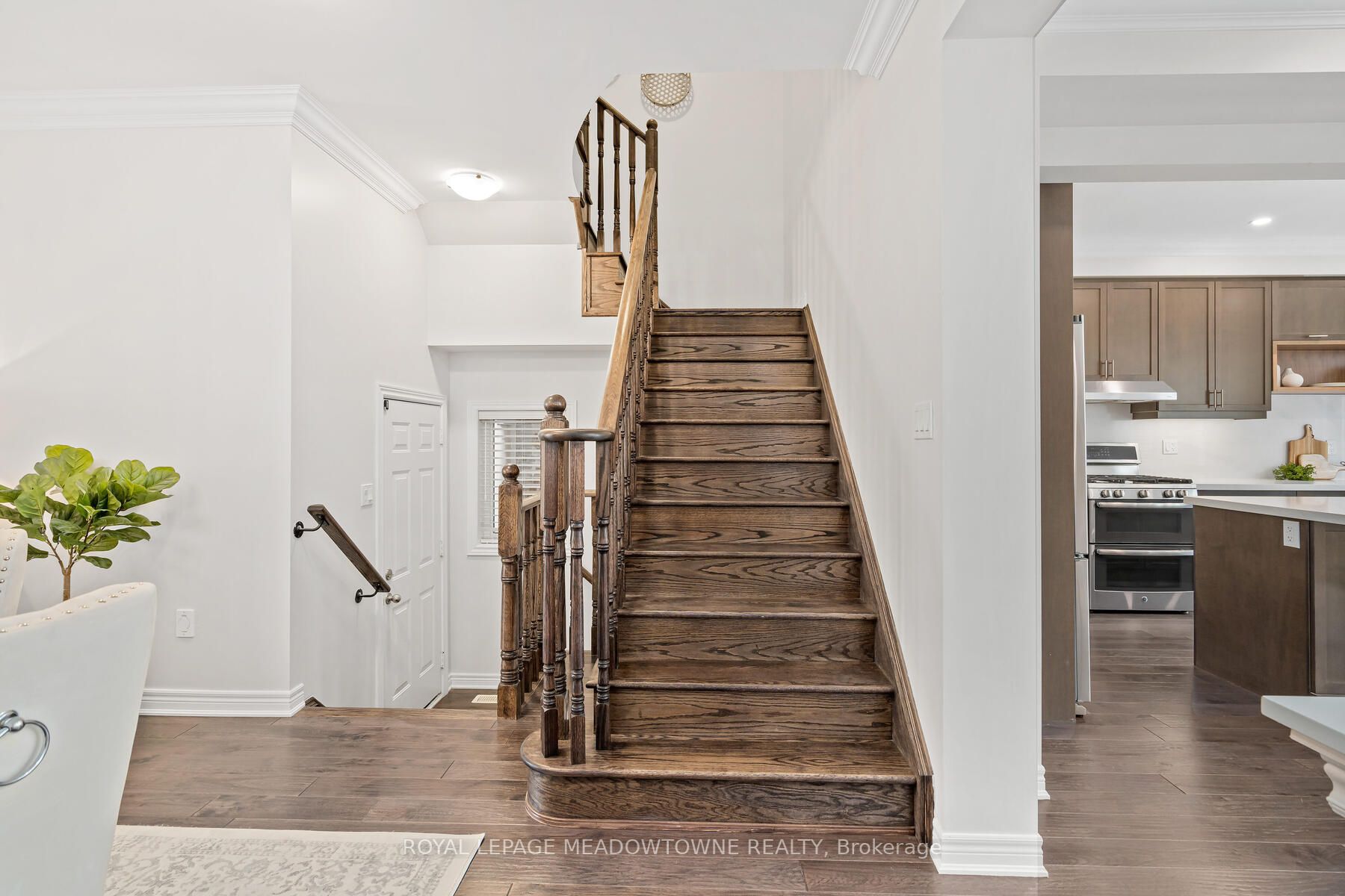 30 Sierra Crescent