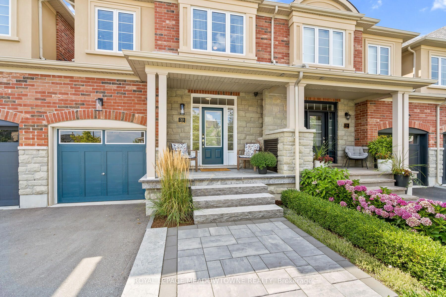 30 Sierra Cres