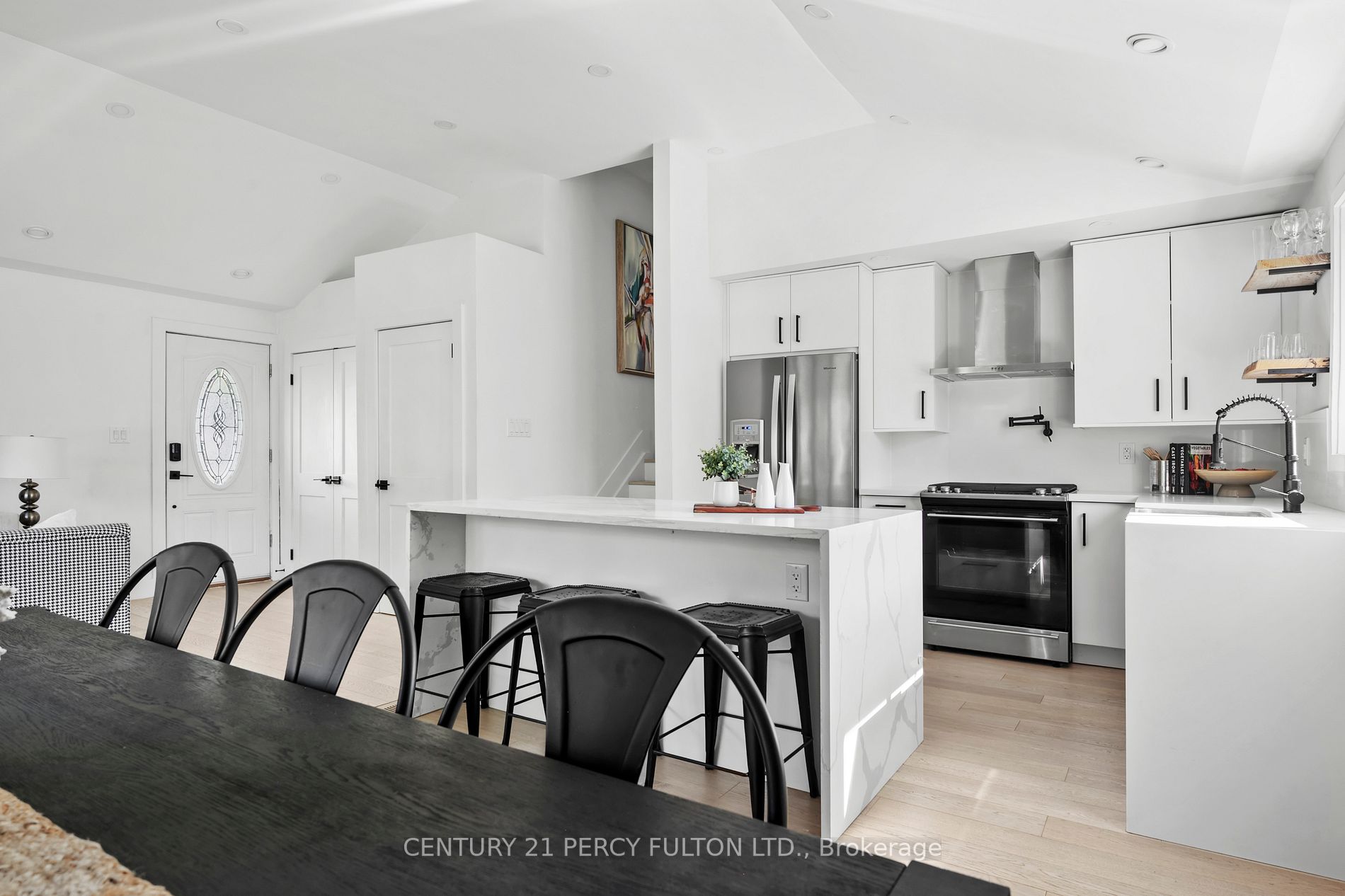 157 Inverdon Rd