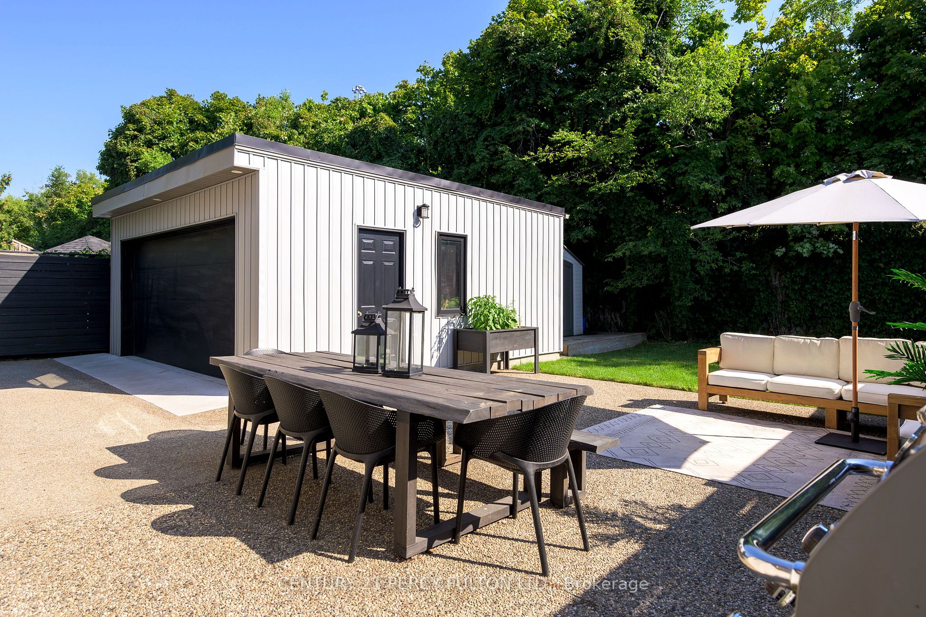 157 Inverdon Rd