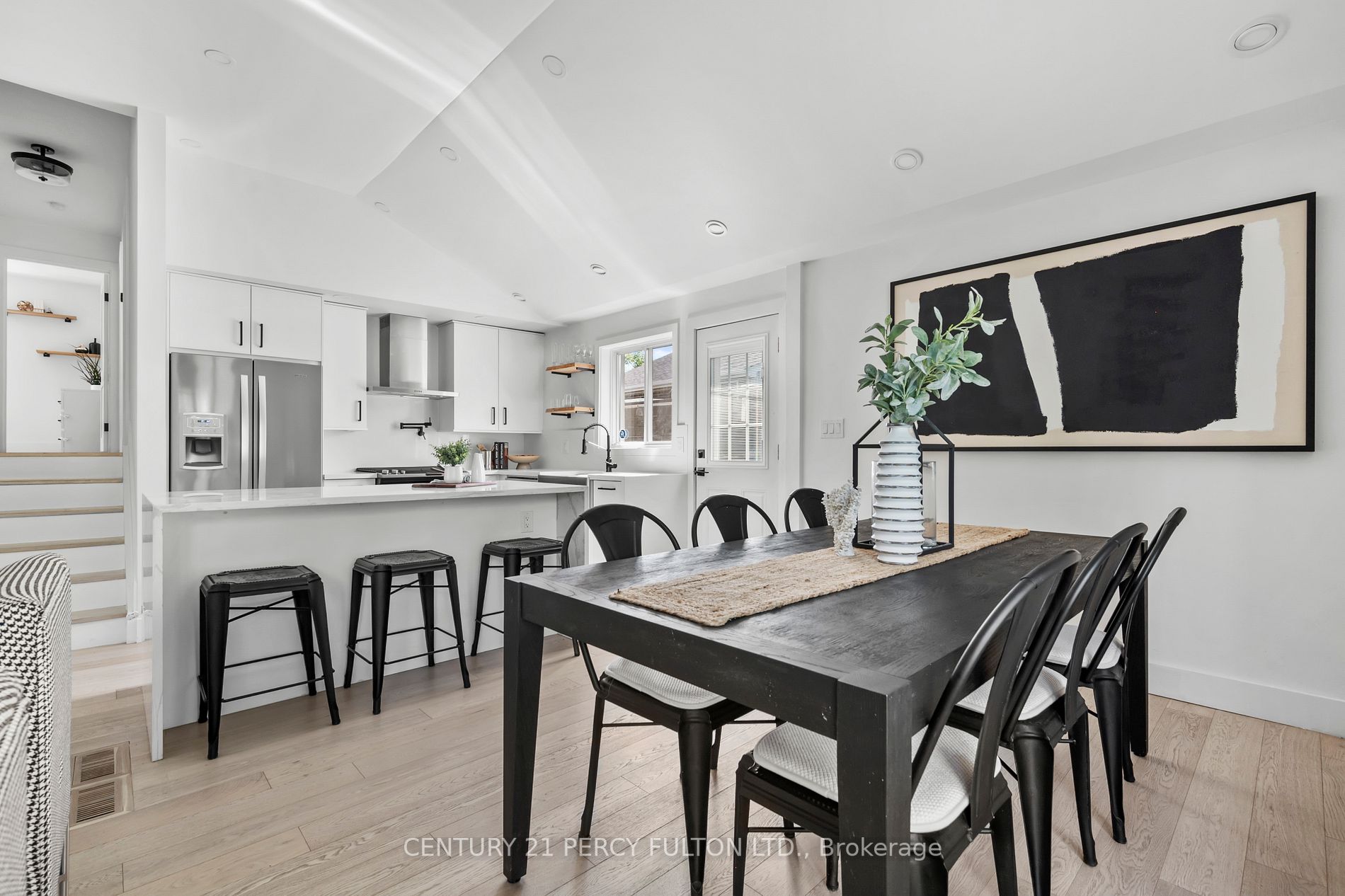 157 Inverdon Rd