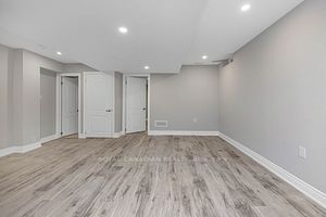 19 Outlook Ave