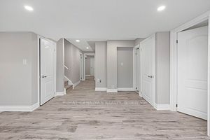 19 Outlook Ave