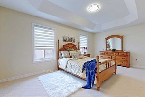 19 Outlook Ave