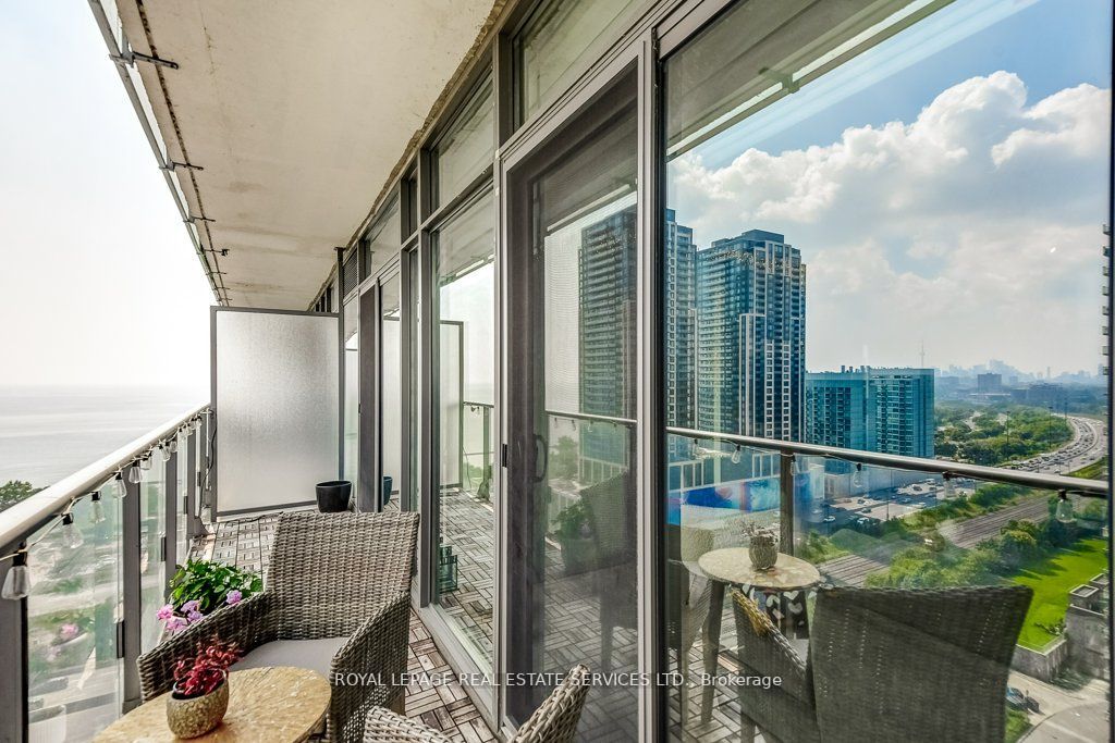 103 The Queensway, #1915