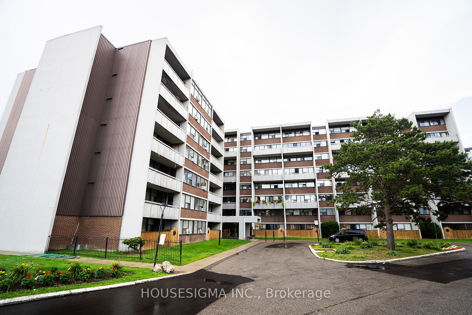 2121 Roche Crt, #712
