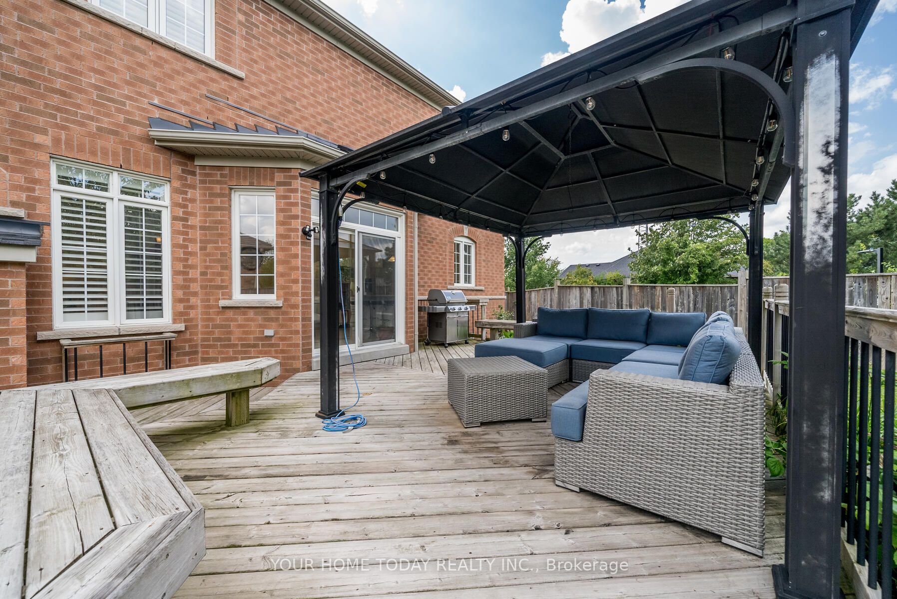 51 Robinson Rd