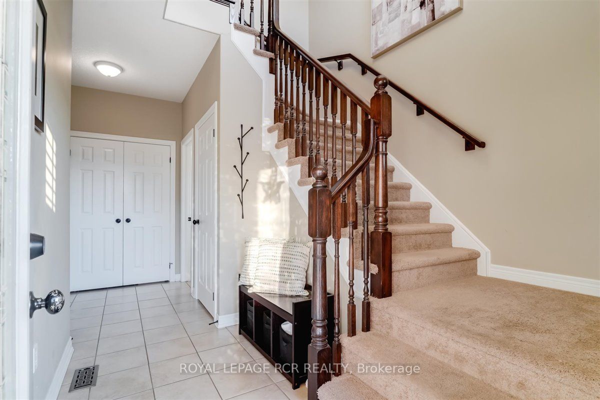 2 Hutchison Court