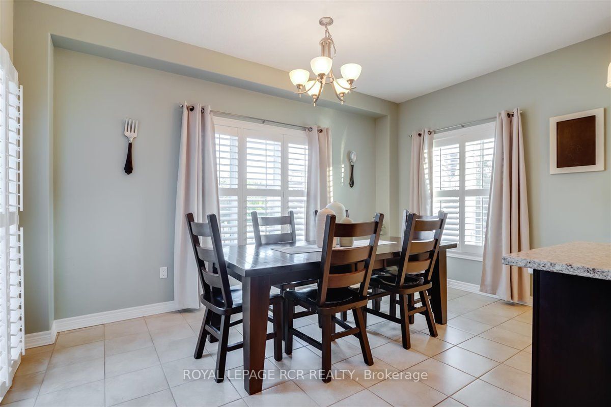 2 Hutchison Court
