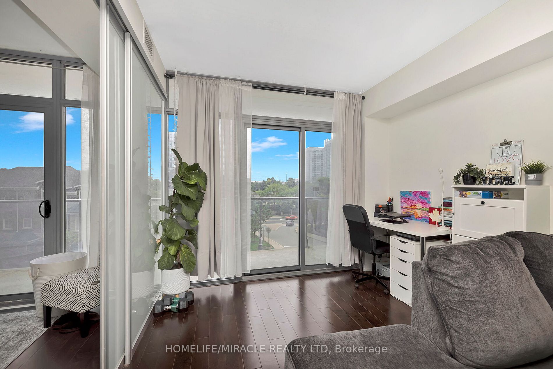 103 The Queensway Ave, #301