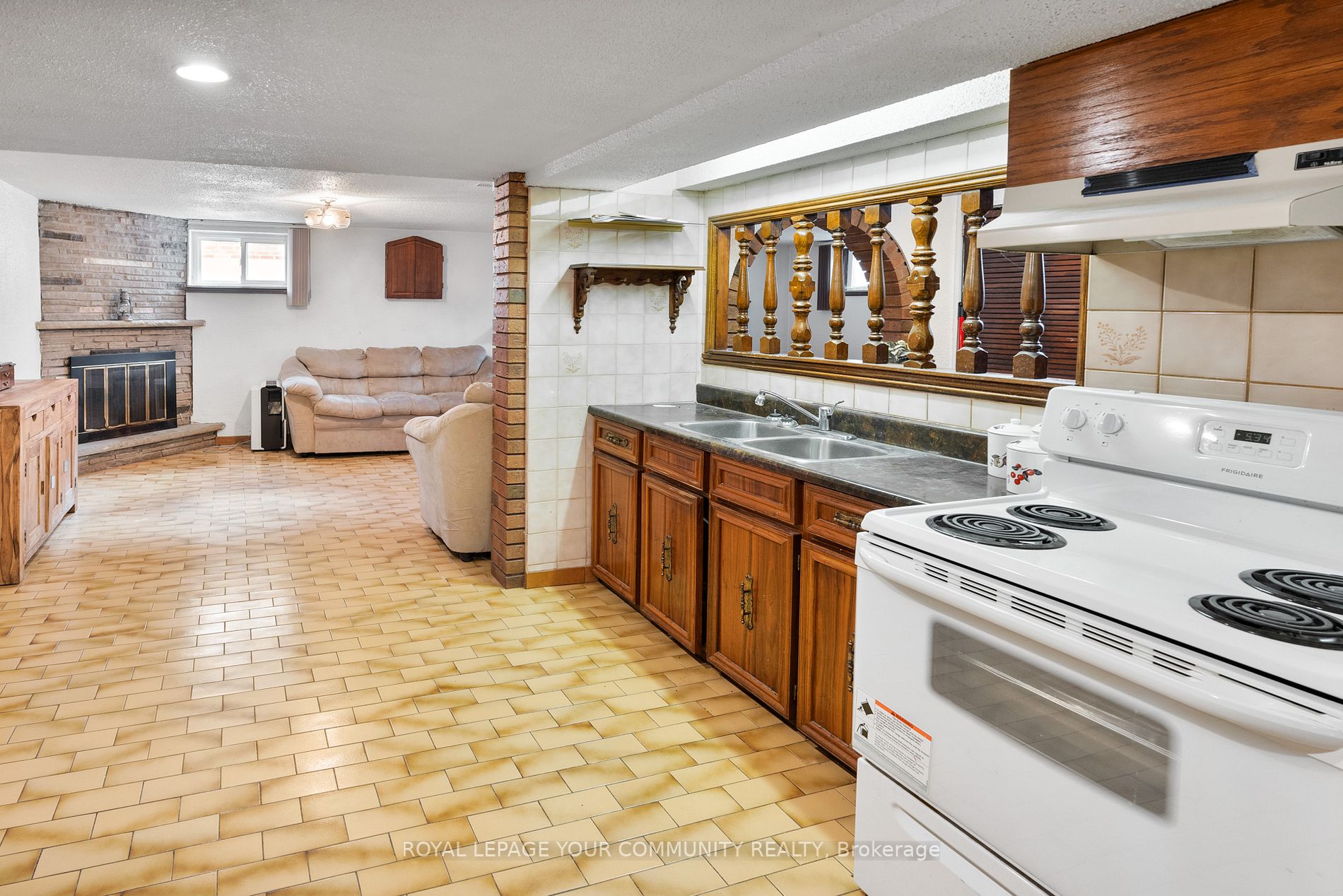 50 Langholm Drive