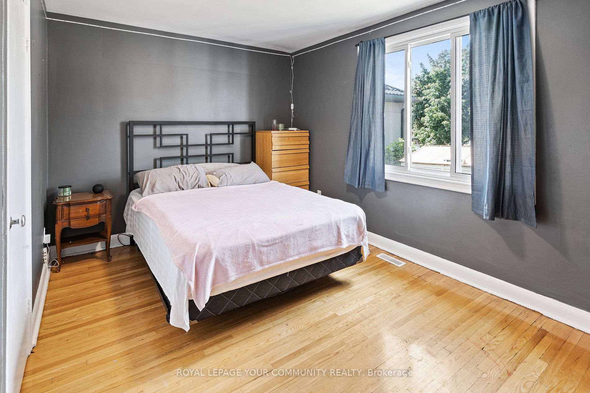 50 Langholm Drive