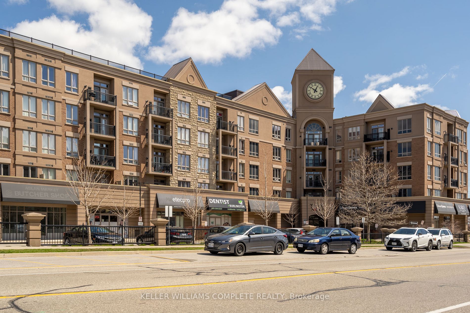 5327 Upper Middle Rd, #411