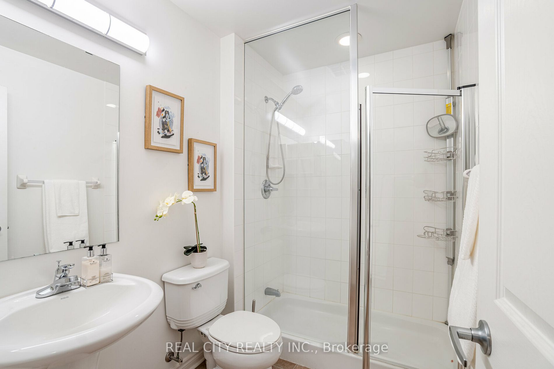388 Prince Of Wales Drive, #903