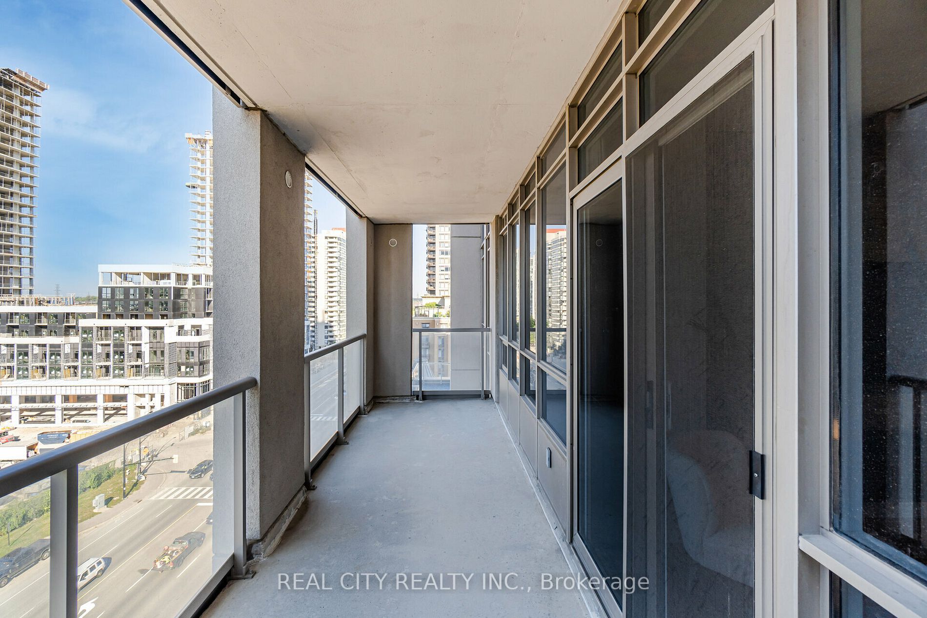 388 Prince Of Wales Drive, #903
