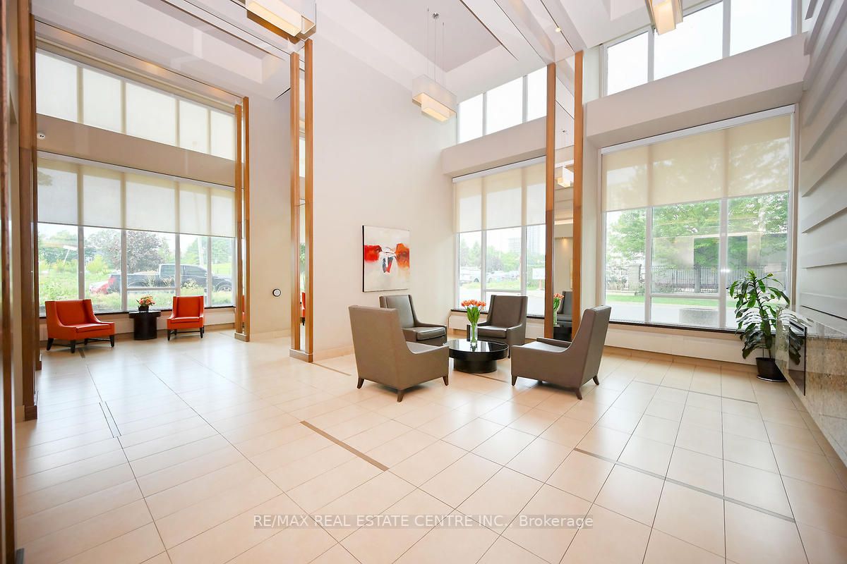 3525 Kariya Dr, #712