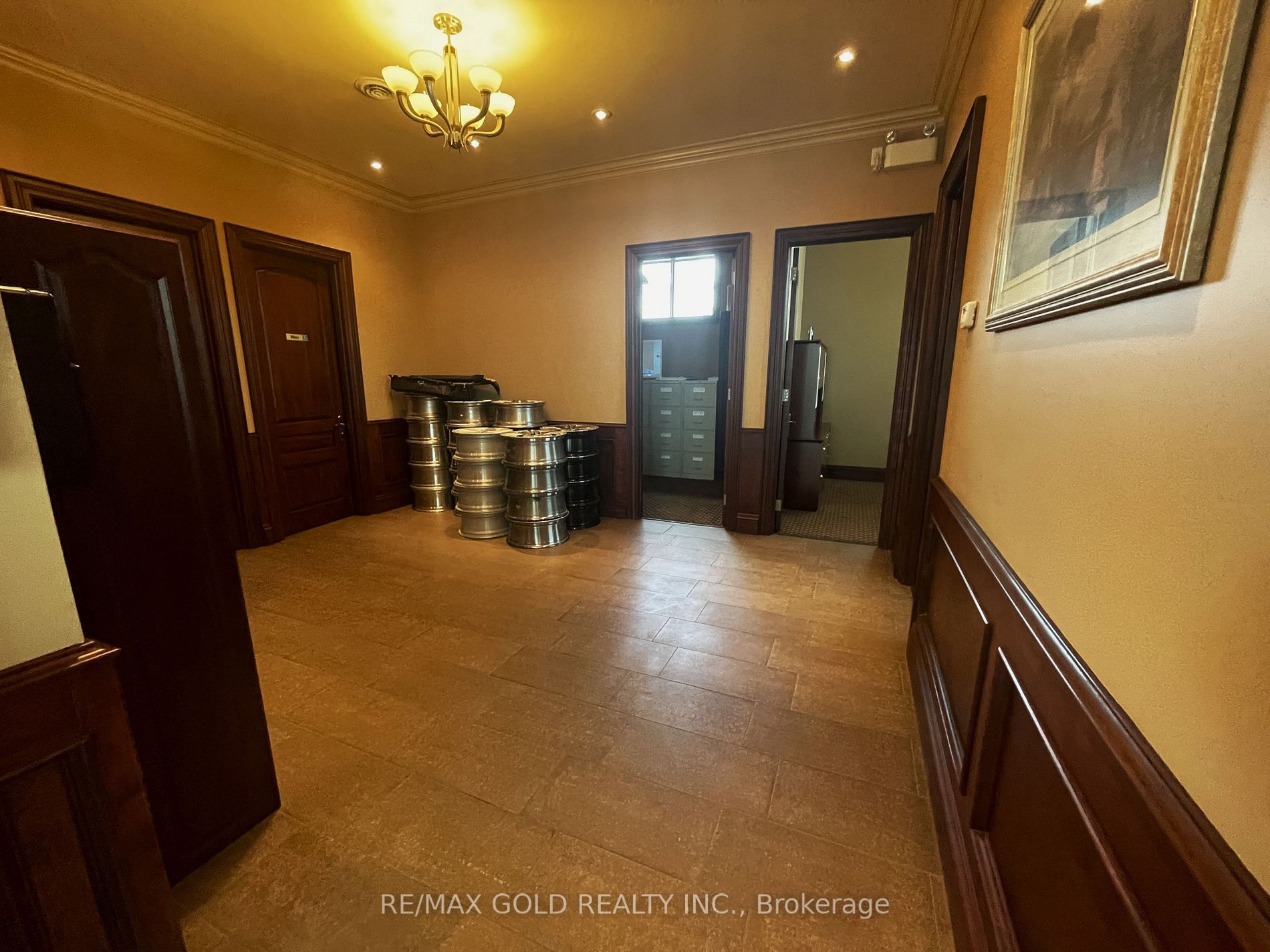 50 Brydon Dr