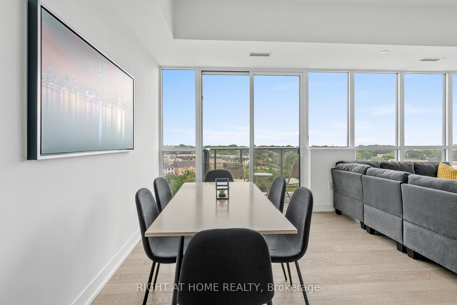 1063 Douglas Mccurdy Comm Circ, #0