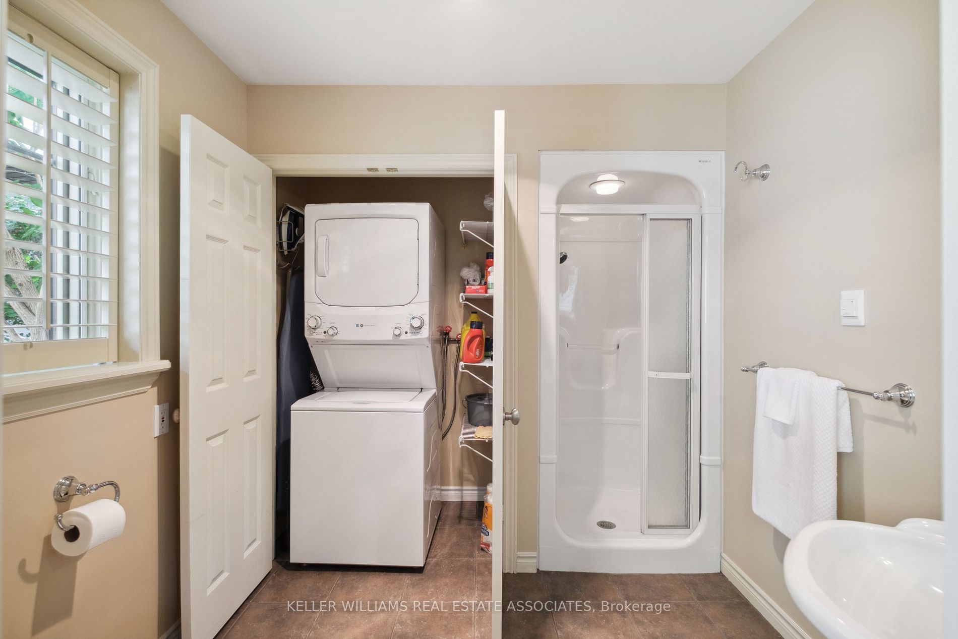 134 Rexway Drive