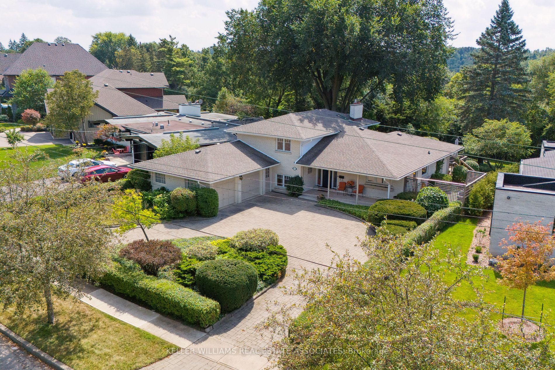 134 Rexway Dr