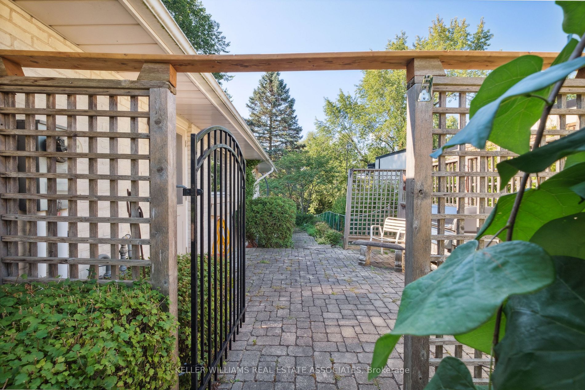 134 Rexway Drive