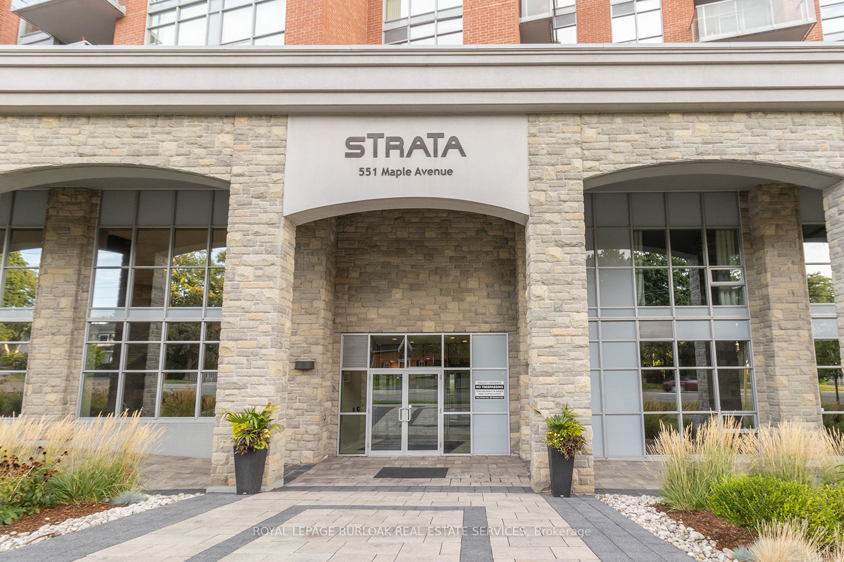551 Maple Ave, #315
