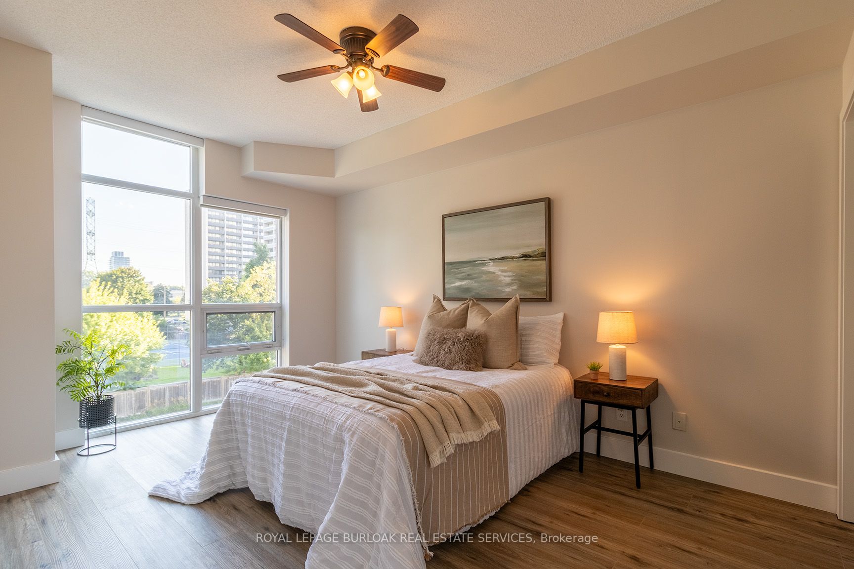 551 Maple Ave, #315