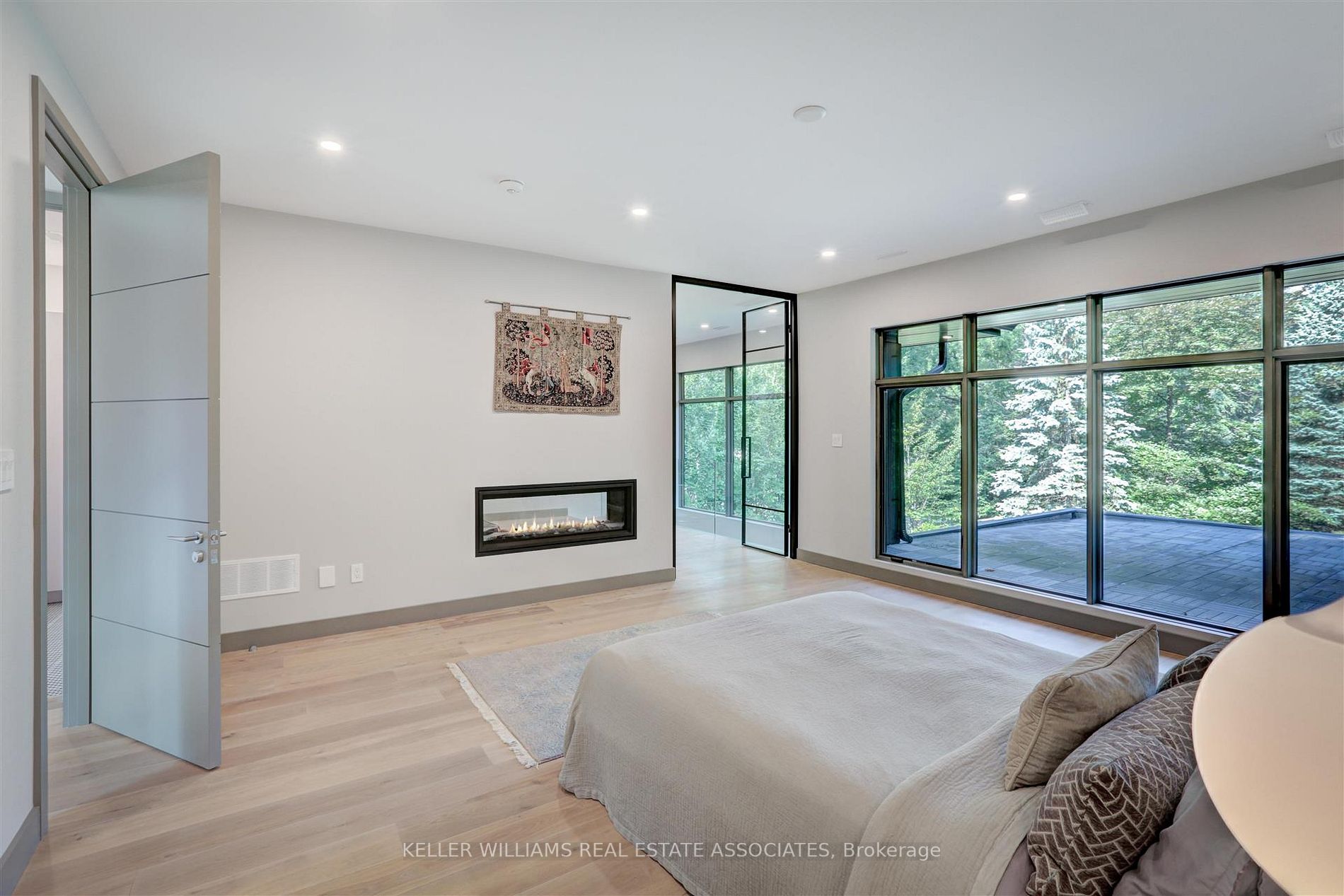 99 Veronica Drive
