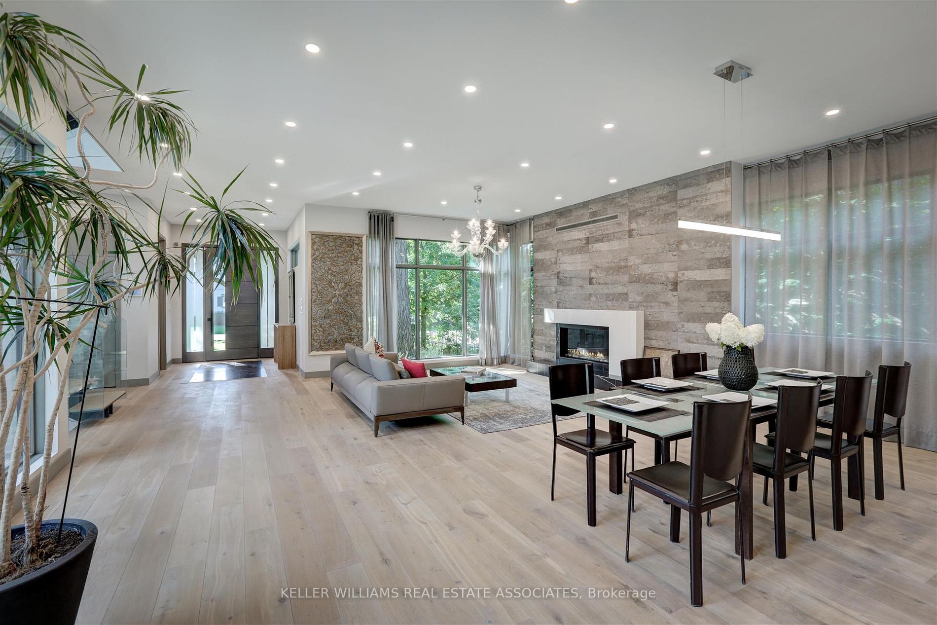 99 Veronica Drive