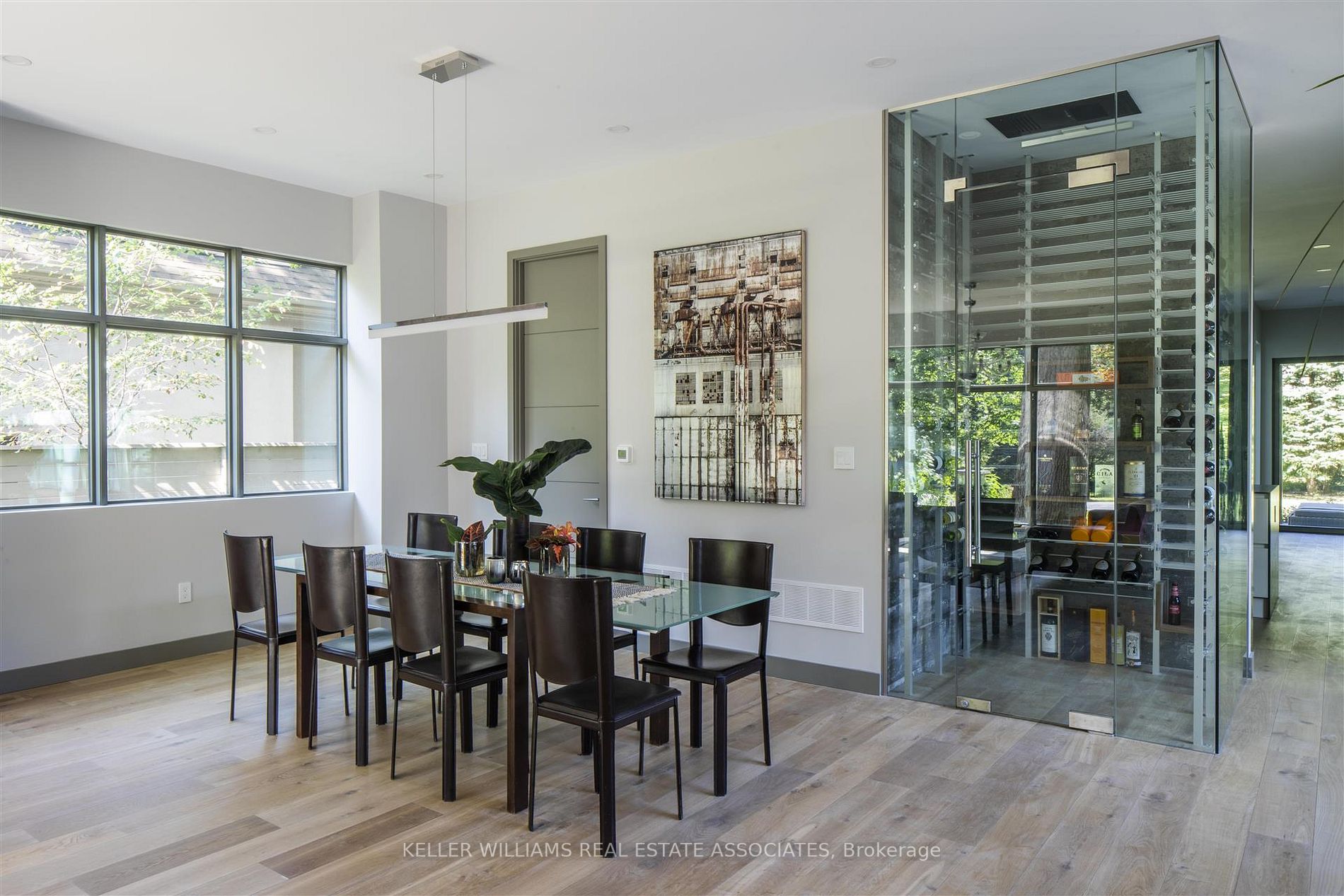 99 Veronica Drive