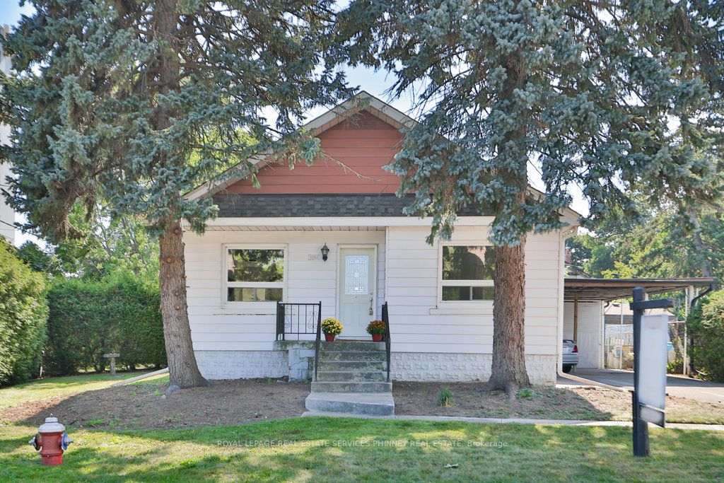 1054 Fergus Ave
