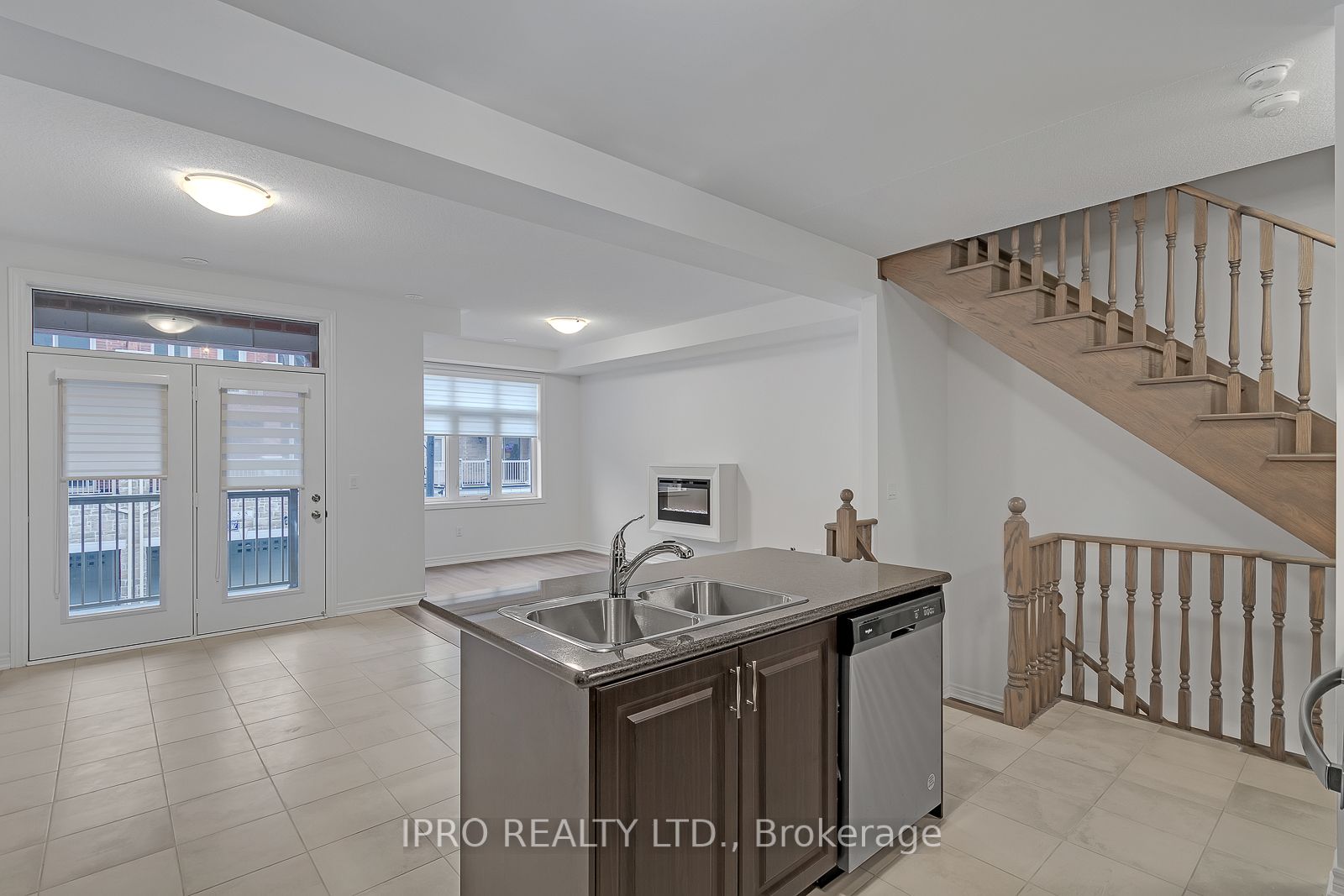 481 Manhattan Common