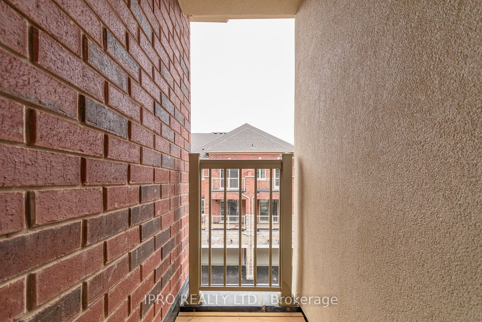 481 Manhattan Common