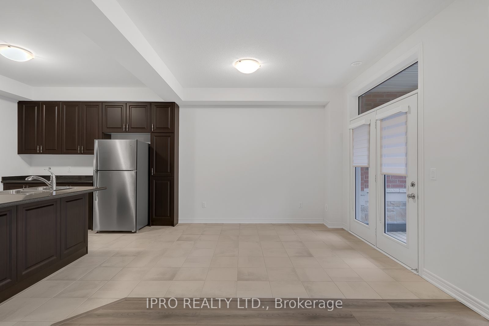 481 Manhattan Common