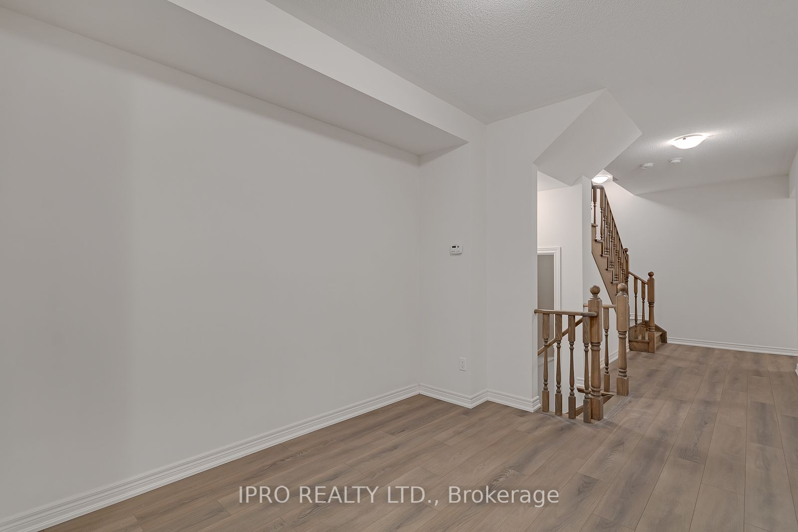 481 Manhattan Common