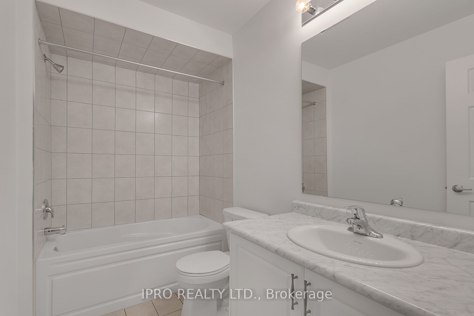 481 Manhattan Common