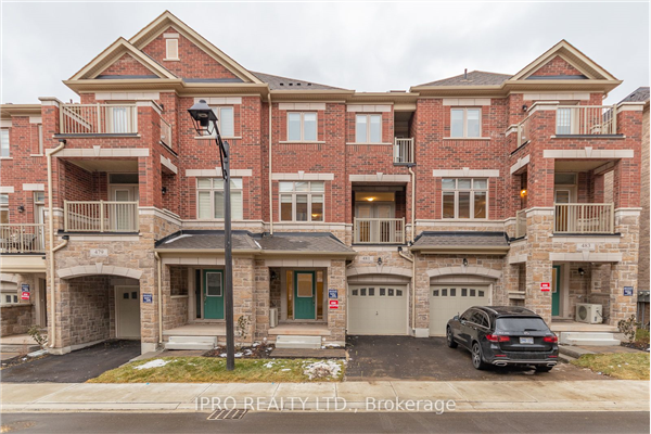 481 Manhattan Common, Oakville