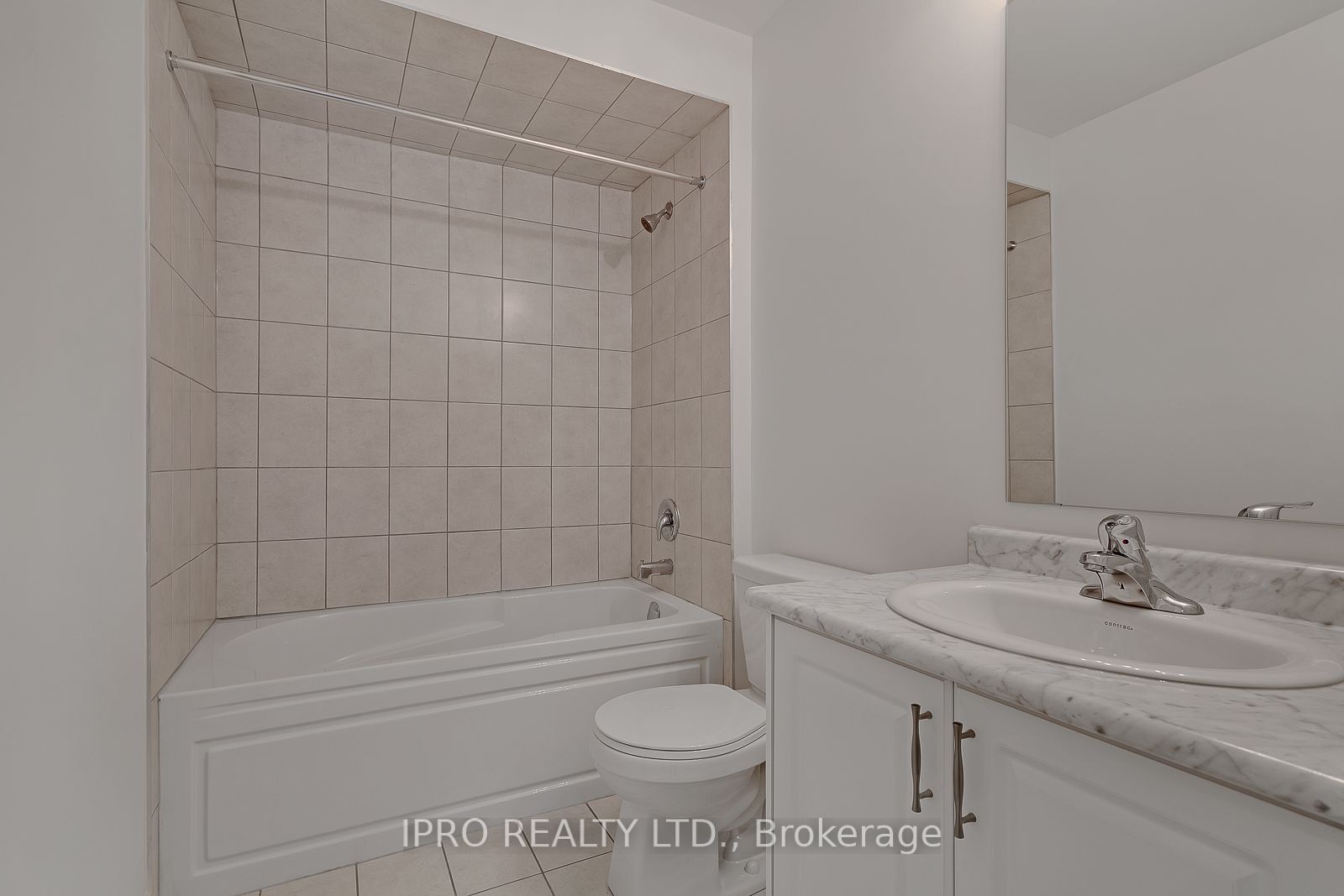 481 Manhattan Common