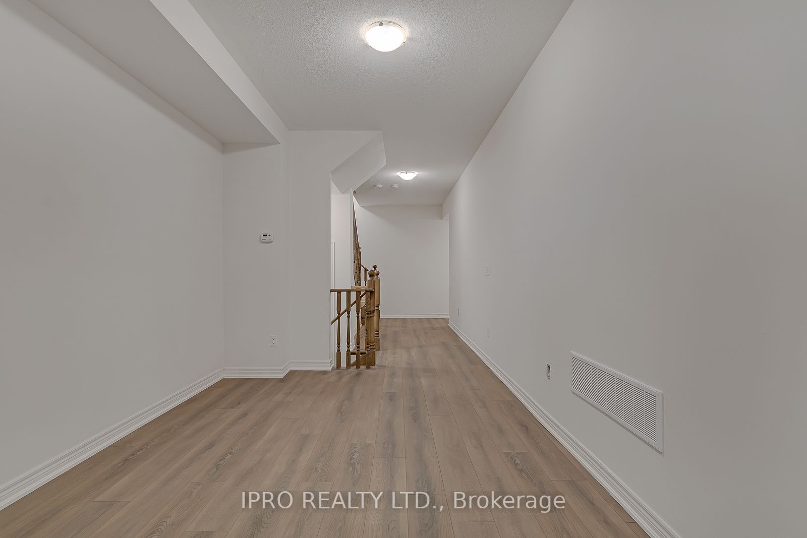 481 Manhattan Common