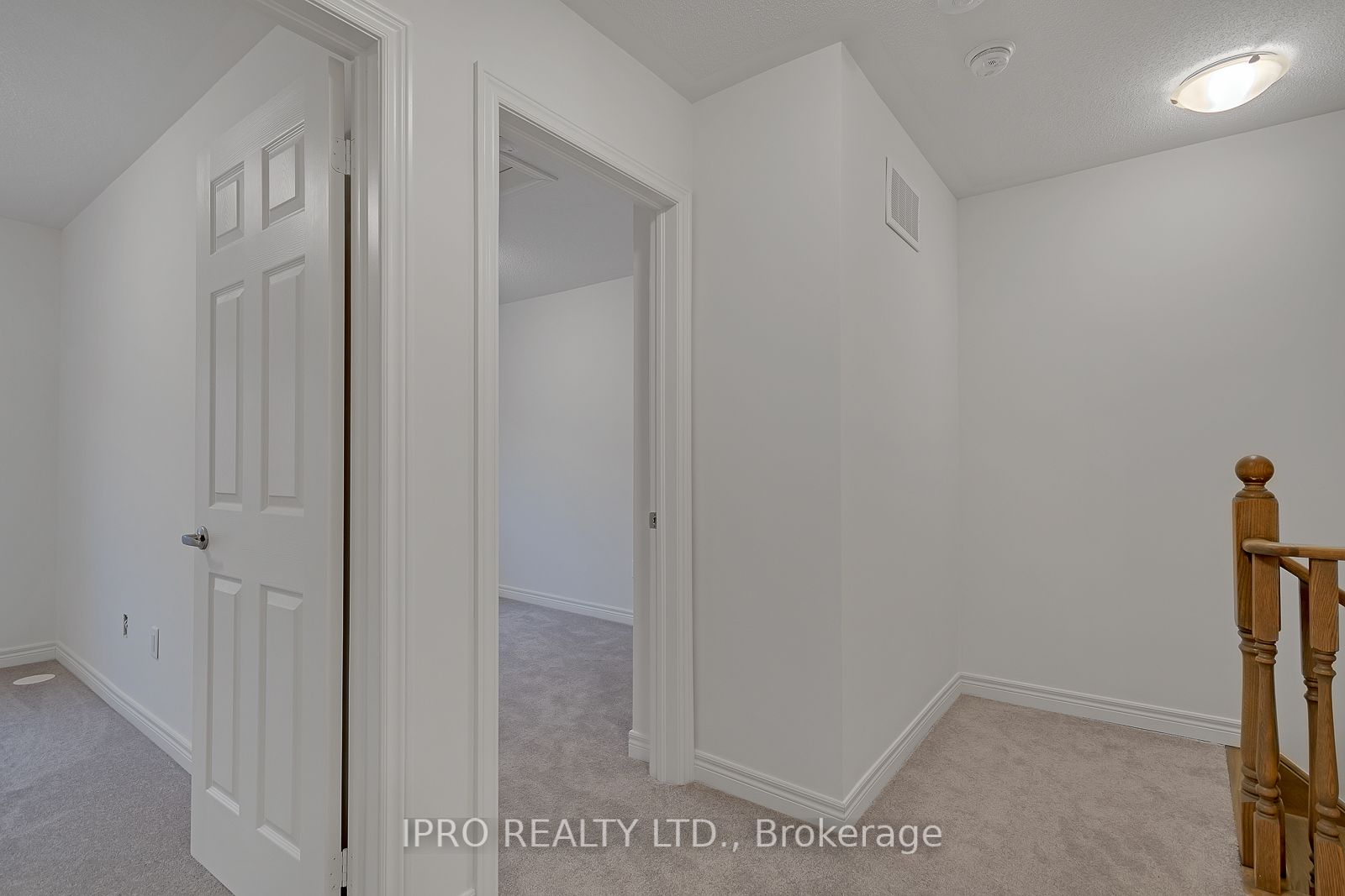 481 Manhattan Common