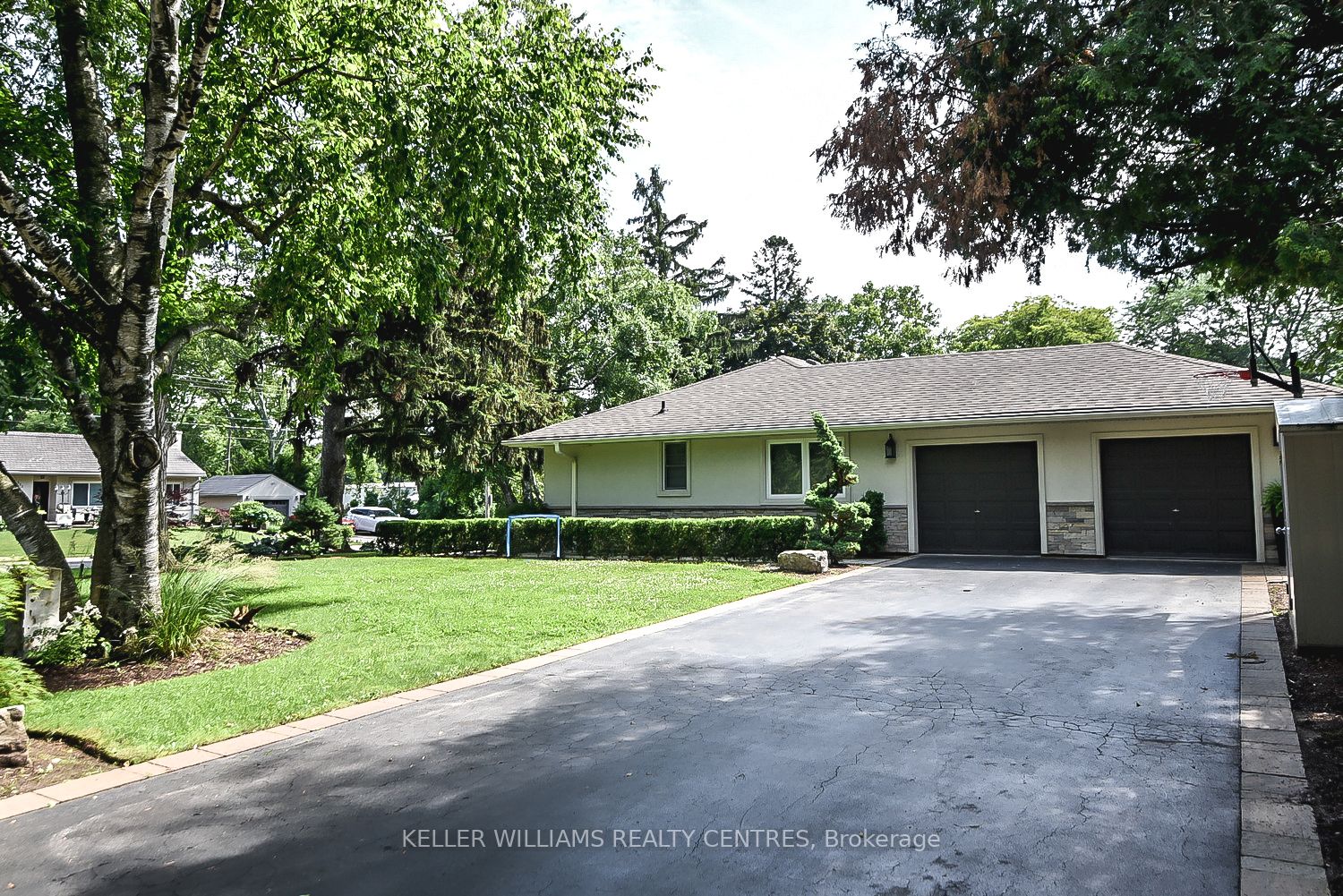 523 Townsend Ave