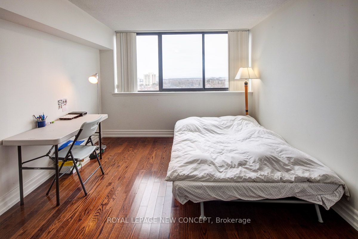 1240 Marlborough Crt, #1001