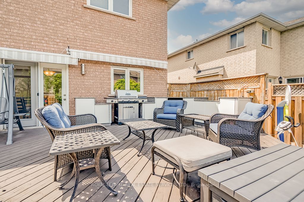 2299 Hilltop Lane