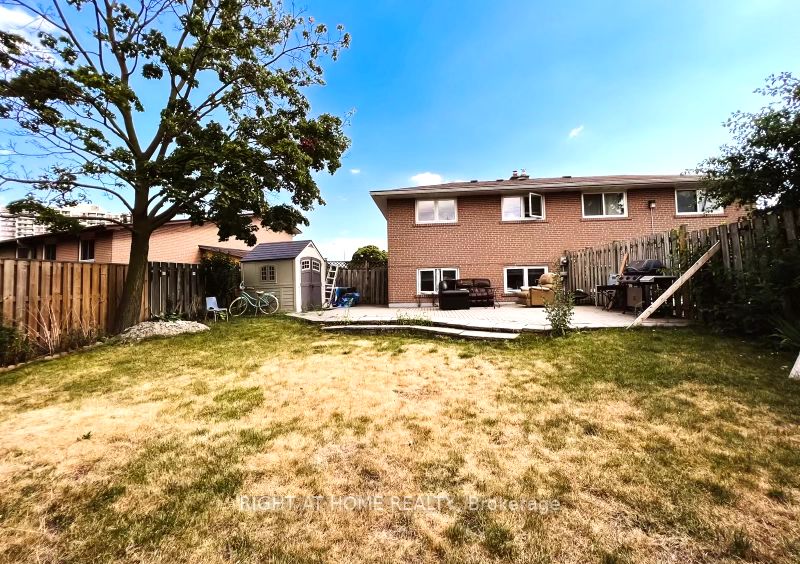 2389 Padstow Cres S